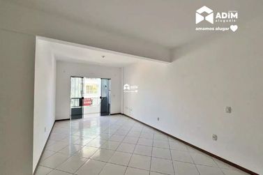 Apartamento para alugar - 65m&sup2; - Tabuleiro