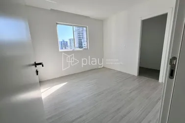 Apartamento &agrave; venda - 158m&sup2; - Meia Praia