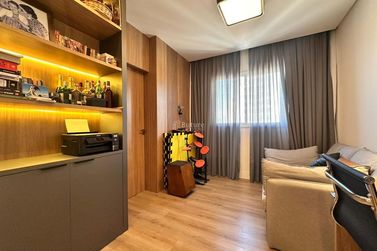 Apartamento &agrave; venda - 160m&sup2; - Centro