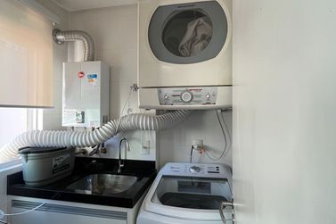 Apartamento &agrave; venda - 120m&sup2; - Meia Praia
