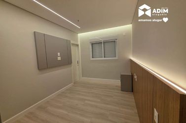 Apartamento para alugar - 170m&sup2; - Centro