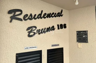 Apartamento &agrave; venda - 95m&sup2; - Meia Praia