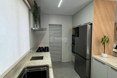 Apartamento &agrave; venda - Meia Praia