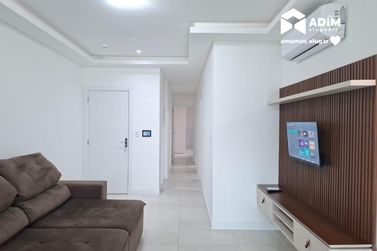 Apartamento para alugar - 119m&sup2; - Meia Praia