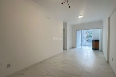 Apartamento &agrave; venda - 70m&sup2; - Morretes