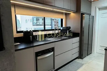Apartamento &agrave; venda - 100m&sup2; - pereque