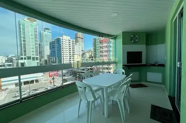 Apartamento &agrave; venda - Meia Praia