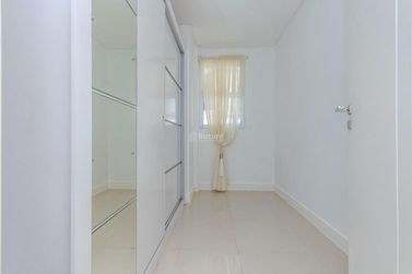 Apartamento &agrave; venda - 270m&sup2; - Meia Praia
