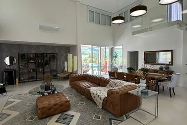 Casa &agrave; venda - 560m&sup2; - Casa Branca