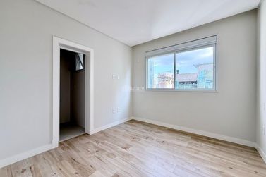 Apartamento &agrave; venda - 132m&sup2; - Meia Praia