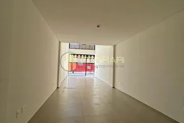 Sala Comercial para alugar - 70m&sup2; - Meia Praia