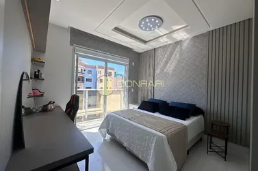 Apartamento &agrave; venda - 279m&sup2; - Meia Praia