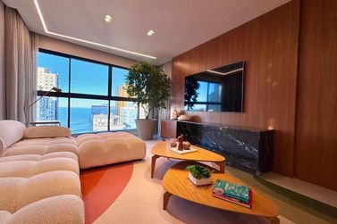 Apartamento &agrave; venda - 222m&sup2; - Centro