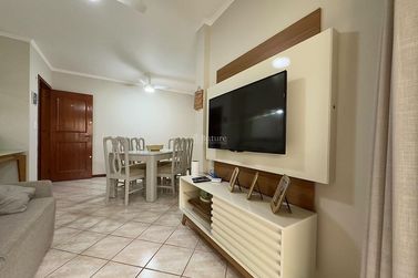 Apartamento &agrave; venda - 115m&sup2; - Meia Praia