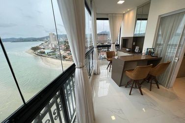 Apartamento &agrave; venda - Meia Praia