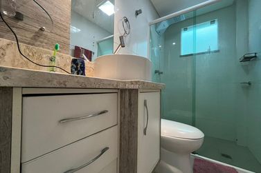 Apartamento &agrave; venda - 100m&sup2; - Meia Praia