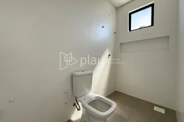 Apartamento &agrave; venda - 131m&sup2; - Meia Praia