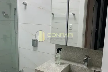 Apartamento &agrave; venda - 140m&sup2; - Meia Praia