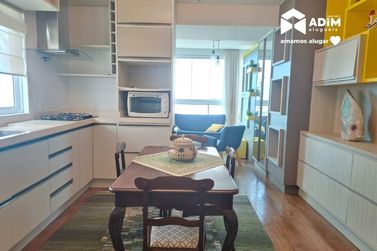 Apartamento para alugar - 128m&sup2; - Meia Praia
