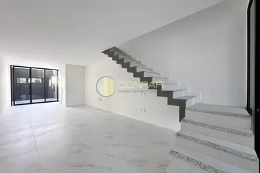 Sobrado &agrave; venda - 105m&sup2; - morretes