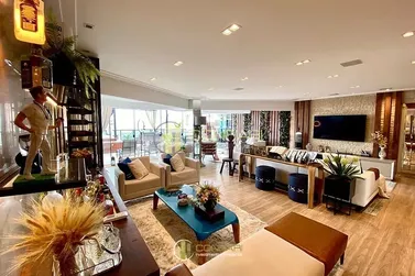 Apartamento &agrave; venda - 500m&sup2; - Meia Praia