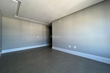 Apartamento &agrave; venda - 200m&sup2; - Meia Praia