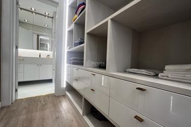 Casa &agrave; venda - 650m&sup2; - Regi&atilde;o das Praias