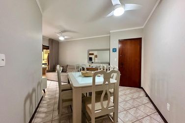 Apartamento &agrave; venda - 115m&sup2; - Meia Praia