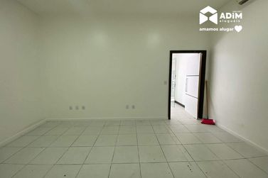 Sala Comercial para alugar - 75m&sup2; - Centro
