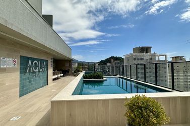 Apartamento &agrave; venda - 70m&sup2; - Meia Praia