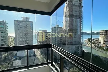 Apartamento &agrave; venda - 100m&sup2; - Meia Praia
