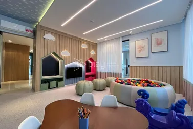 Apartamento &agrave; venda - 127m&sup2; - Meia Praia