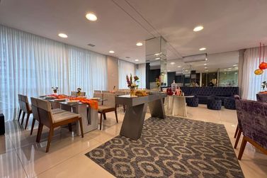Apartamento &agrave; venda - 192m&sup2; - Centro
