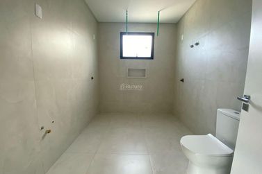 Casa &agrave; venda - 200m&sup2; - 