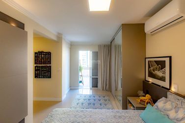 Apartamento &agrave; venda - Meia Praia