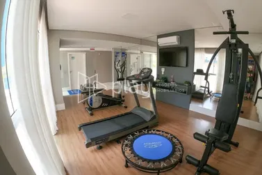 Apartamento &agrave; venda - 145m&sup2; - Meia Praia