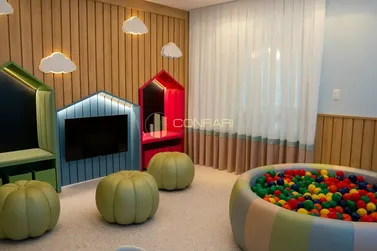 Apartamento &agrave; venda - 127m&sup2; - Meia Praia