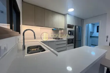 Apartamento para alugar - 187m&sup2; - meia praia