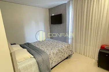 Apartamento para alugar - 163m&sup2; - Meia Praia
