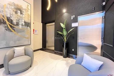 Apartamento &agrave; venda - 125m&sup2; - Meia Praia