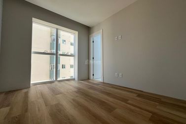 Apartamento &agrave; venda - 150m&sup2; - Pioneiros
