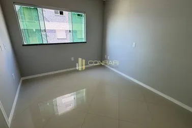 Apartamento &agrave; venda - 121m&sup2; - Meia Praia