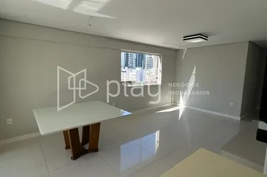 Apartamento &agrave; venda - 100m&sup2; - Meia Praia
