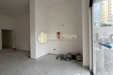 Sala Comercial &agrave; venda - 110m&sup2; - Meia Praia