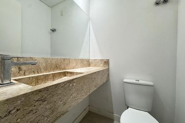 Apartamento &agrave; venda - 138m&sup2; - Centro