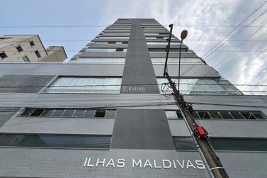 Apartamento &agrave; venda - 145m&sup2; - Meia Praia
