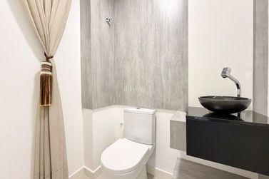 Apartamento &agrave; venda - 220m&sup2; - Meia Praia