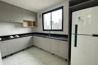 Apartamento &agrave; venda - Meia Praia