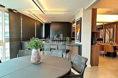 Apartamento &agrave; venda - 400m&sup2; - Meia Praia