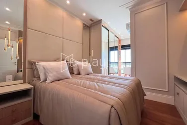 Apartamento &agrave; venda - 186m&sup2; - Pereque